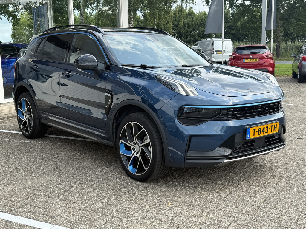 46321297-6.jpg