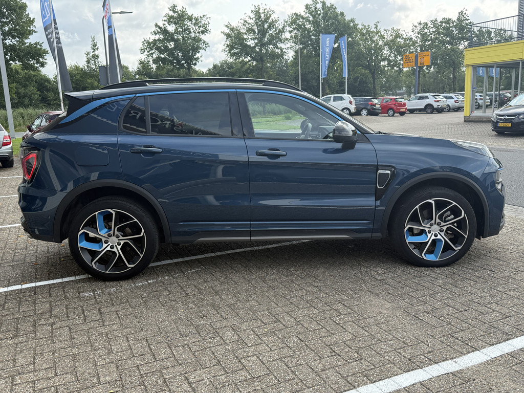 46321297-7.jpg